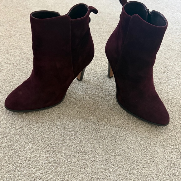 Coach 8 B Jemma Wine Suede Leather Ankle Booties Heel Side Zip - Picture 1 of 4